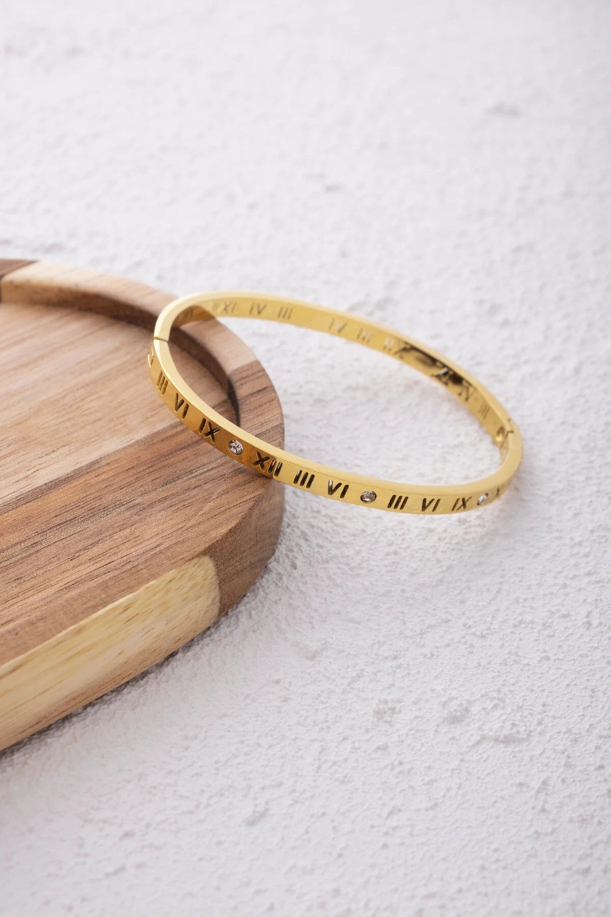 Çelik Roma Rakamlı ve Taşlı İnce Kelepçe Bileklik Gümüş 18cm