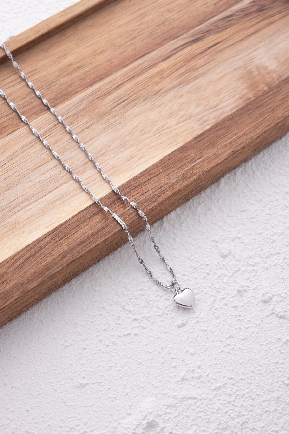 Çelik Kalp Kolye Oval Kenarlı İnce Burgu Singapur Zincirli Kararmaz 45cm