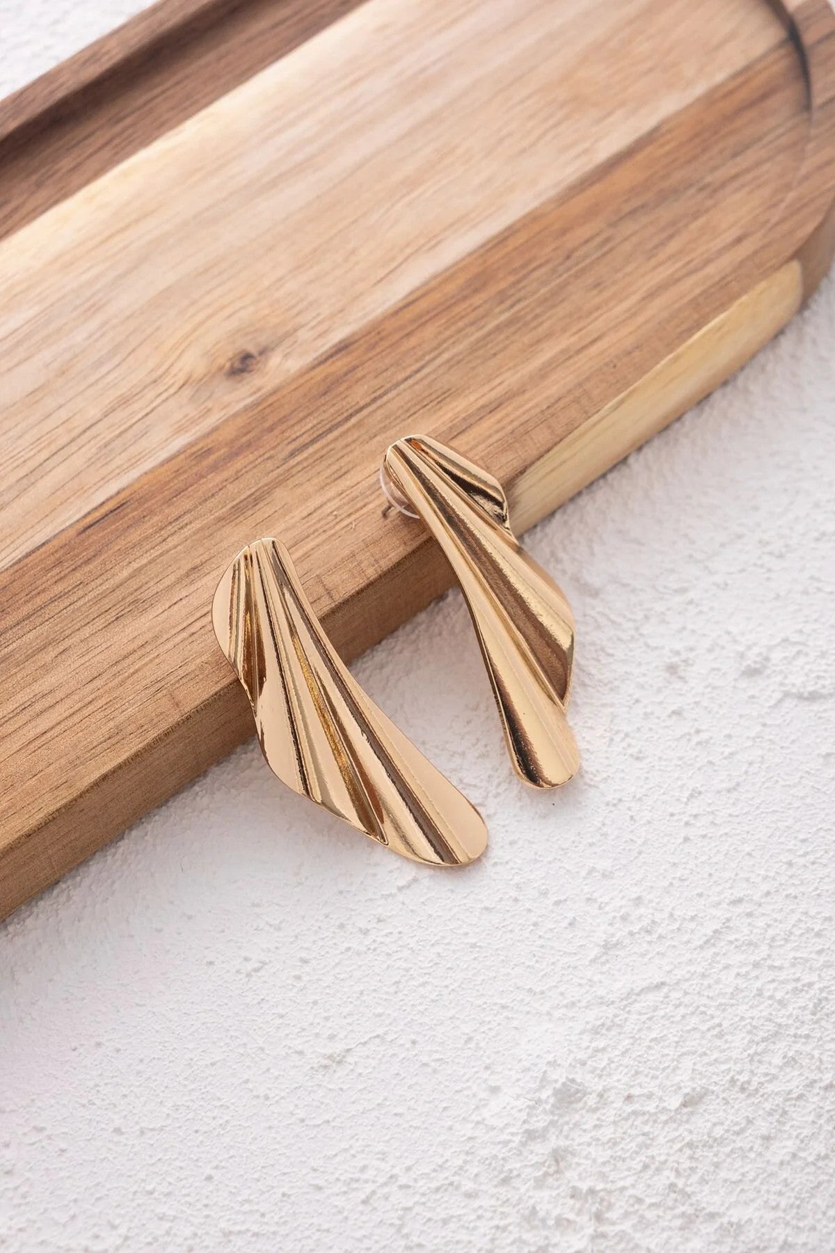 Ruffles Plaka Küpe Altın Renk Yeni Sezon Tiff Elsa Plaka Küpe 5cm